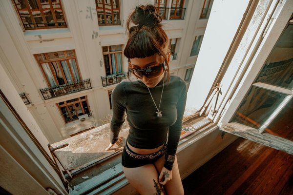 What are the key highlights from today's global news?